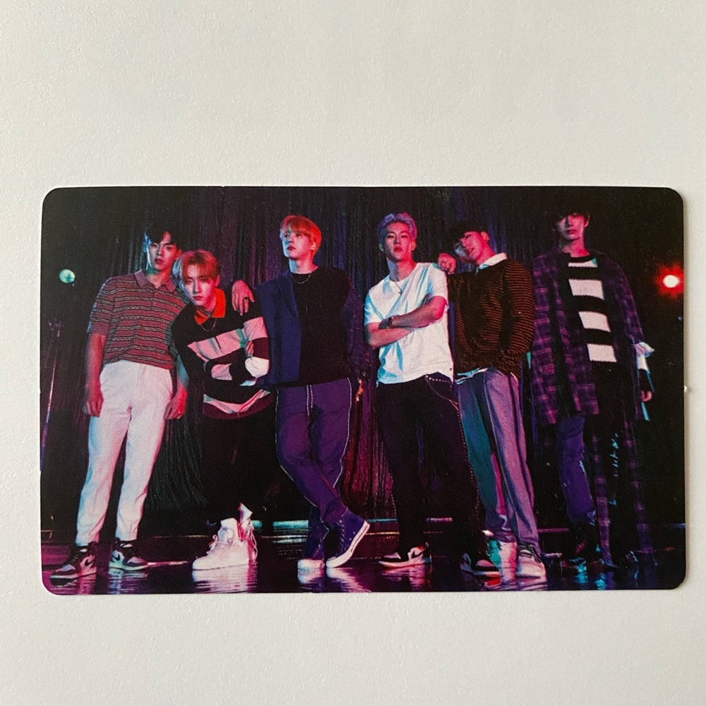 Monsta X photocard